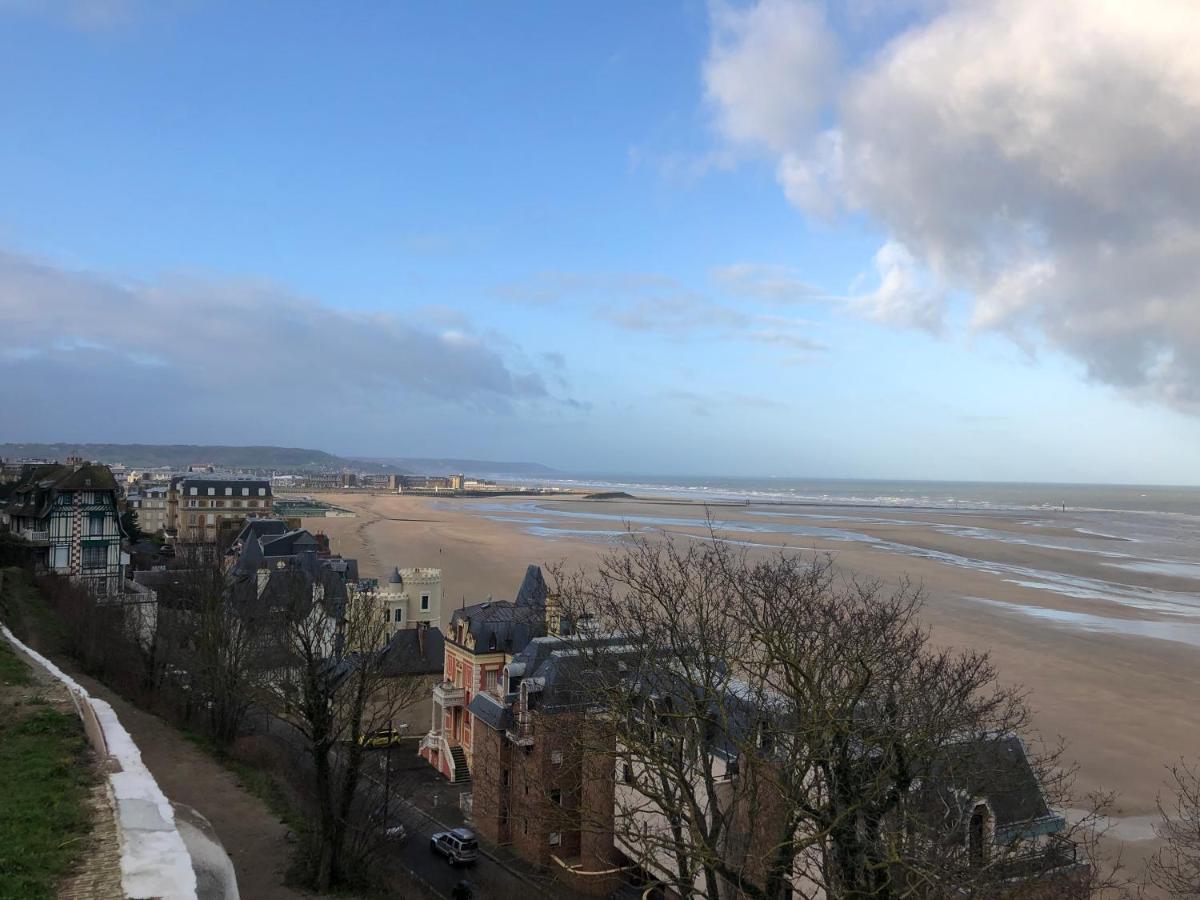 Face A La Mer Trouville-sur-Mer Exterior foto